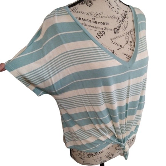 Double zero  tie front V neck  top Green & Cream  Boho Cottagecore Classic - Picture 1 of 6